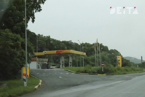 «Литр 92-го в 150 рублей» — новшество на АЗС возмущает россиян