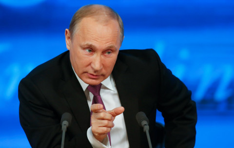 Путин призвал не забрасывать деньгами экономику