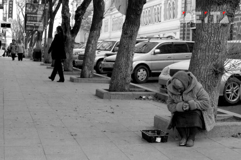 Россияне назвали законы, приближающие их к нищете