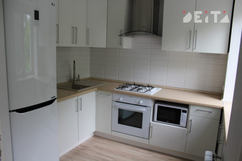 Погрязли в долгах: россияне стали растягивать ипотеку