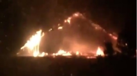 Здание в центре города полыхнуло в ночь перед передачей новому собственнику