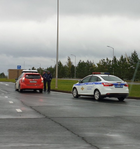 Инспекторы ГИБДД задержали беспилотный автомобиль