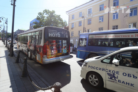 Потому что нельзя: жителей столицы разозлили водители автобусов