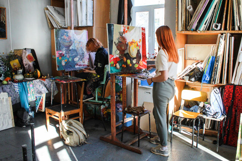 75-летие празднует Владивостокское художественное училище