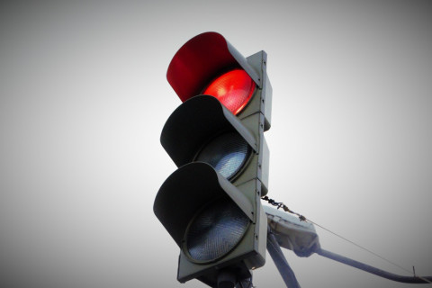 Власти сами нарушают ПДД: такие перекрестки есть в каждом городе