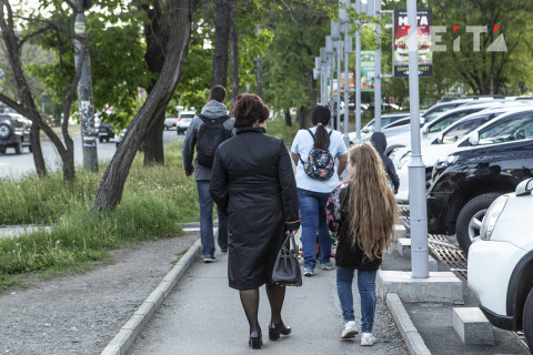 Надо больше мигрантов: Россия вымирает