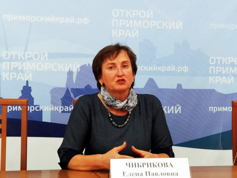 Елена Чибрикова: Работа с пожилыми людьми – важная задача краевой администрации