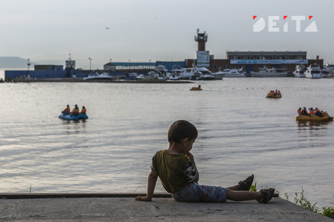 Крупные штрафы и аресты ждут россиян с детьми