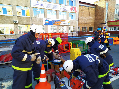 Пострадавших из-под завалов спасли участники Worldskills