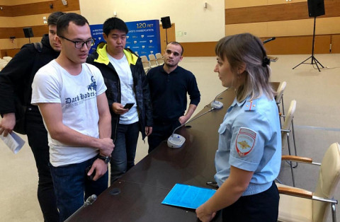 Несколько сотен студентов-иностранцев получат паспорт РФ в Приморье