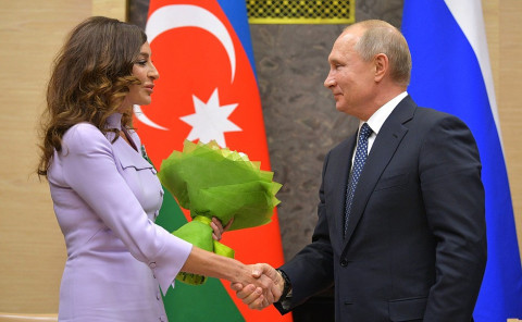 Путин завел очаровательного друга