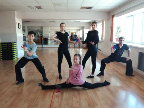 Танцевальный конкурс «Стартинейджер» близится к развязке