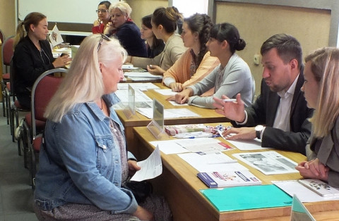 Во Владивостоке сотни приморцев узнают, как найти работу или открыть свое дело