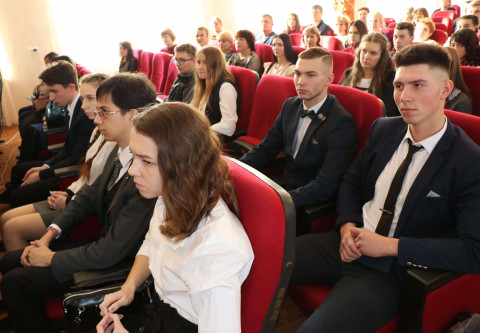 В Уссурийске наградили особых представителей молодежи