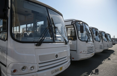 Пенсионеры и льготники Приморья смогут ездить на автобусах по скидке