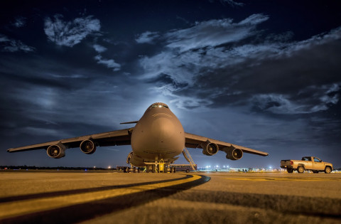 Boeing остановит выпуск самолетов