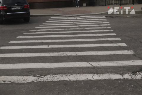 Новогодний сюрприз от пешеходов ждет автомобилистов - видео