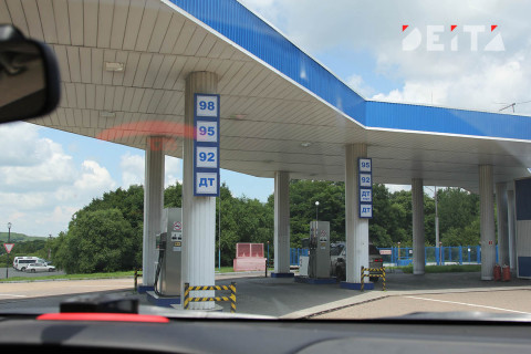 О росте цен на бензин на 15% заявили в Минфине