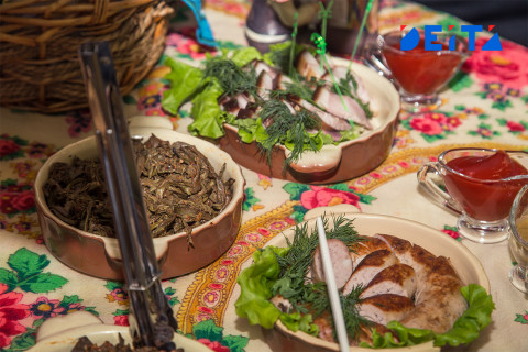 Росстат дал цену новогодним салатам в Приморье