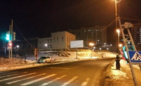 Светофор пал жертвой ДТП во Владивостоке