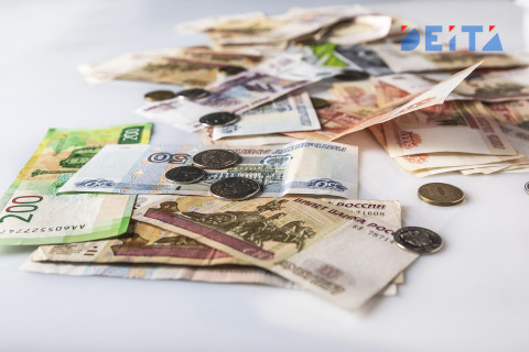 Фирму оштрафовали на 100 тысяч из-за работника-госслужащего