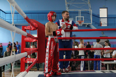 Сильнейших кикбоксеров Приморья определили на краевом чемпионате