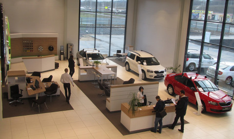 Легковые автомобили подорожали в России