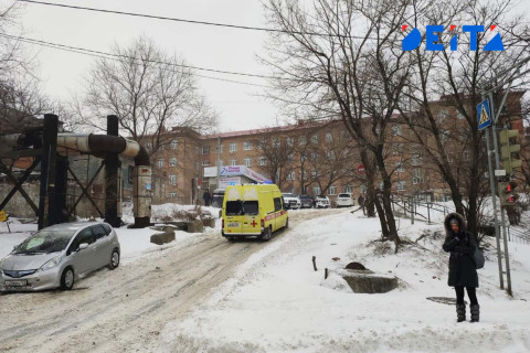 «Скорая буксует» - авто спецслужб не может добраться до пациентов