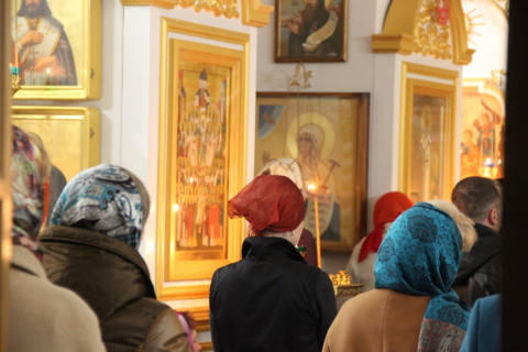 «Неудачным троллингом» назвали в РПЦ слова про «бесплатных проституток»