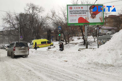 «Едем-едем» - жители Владивостока застряли в пробке