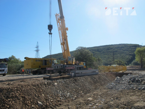 В Еврейской АО стабилизуют русло Амура