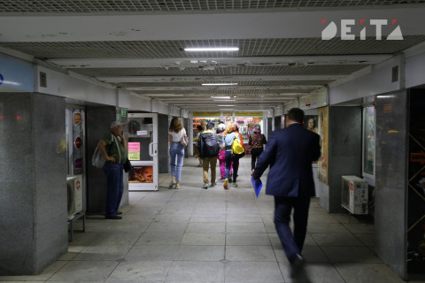 Приставы объяснили закрытие популярного торгового центра
