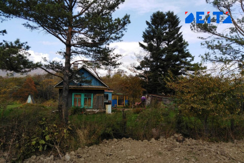Власти будут изымать земли россиян за незаконные постройки