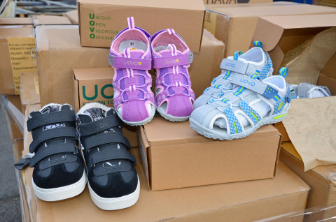 Коронавирус может привести к дефициту товаров в России