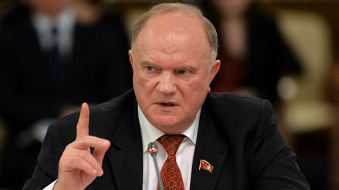 Зюганов рассказал Путину о том, что его тревожит в России