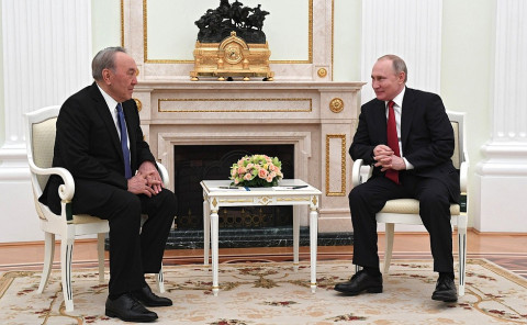 Путин и Назарбаев похвалили друг друга