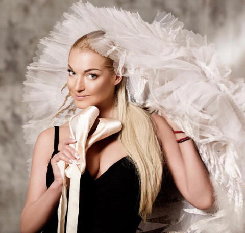 «Пропаганда» - в соцсетях раскритиковали праздник Волочковой