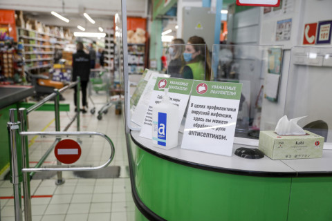 В приморских супермаркетах нашли нарушения санитарного режима