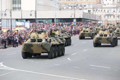 Путин отложил парад Победы