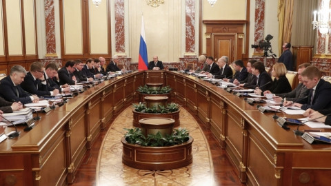 Угрозу взлёта тарифов ЖКХ оценили в Правительстве России