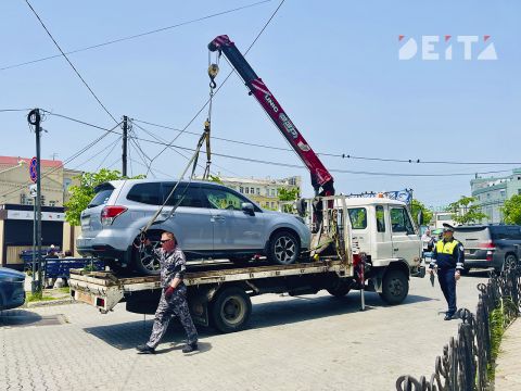 Дорожникам Владивостока расширят полномочия в борьбе с неправильной парковкой