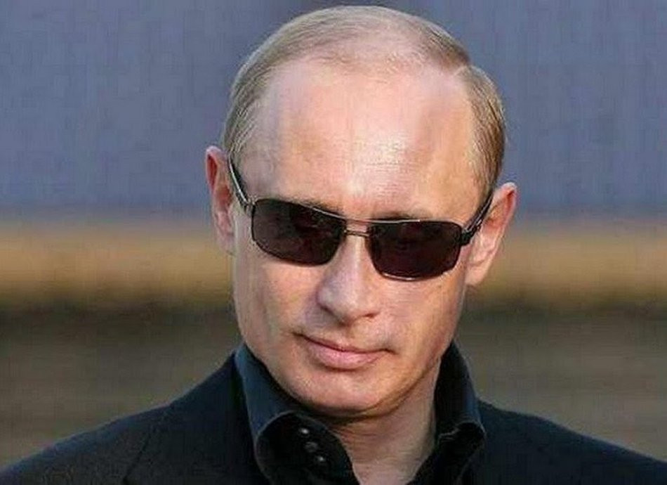 Не давите на Путина: президент идет в атаку по внешнему фронту