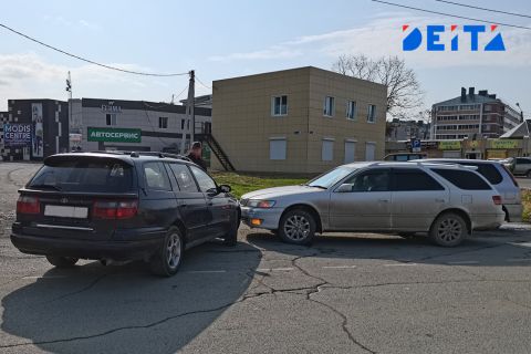 Самые аварийные улицы и машины во Владивостоке назвали страховщики