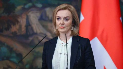 Что скрывает элита за отставкой Лиз Трасс