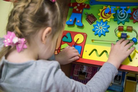 Уникальный коррекционный детский сад на Камчатке могут закрыть ради кружка робототехники