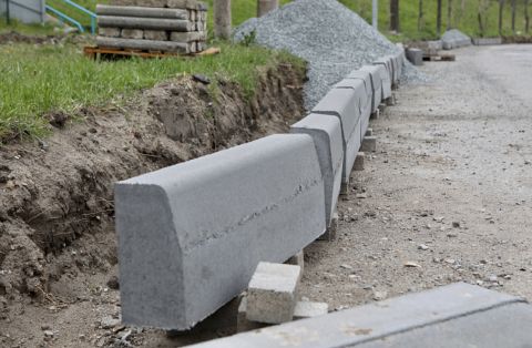 Центральную улицу отремонтировали в Пограничном 