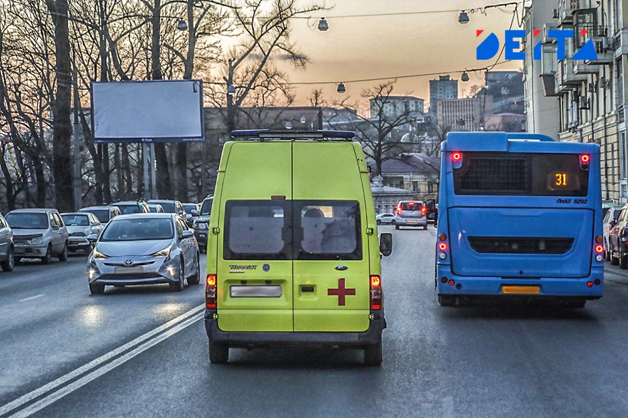 "Нагрузка увеличивается, а зарплата нет": ещё один город Приморья рискует остаться без скорой помощи