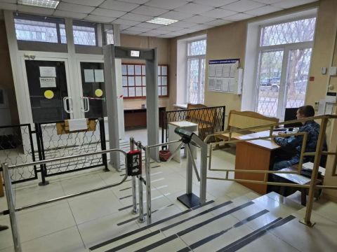 Меры безопасности усилены в районных судах Приморья