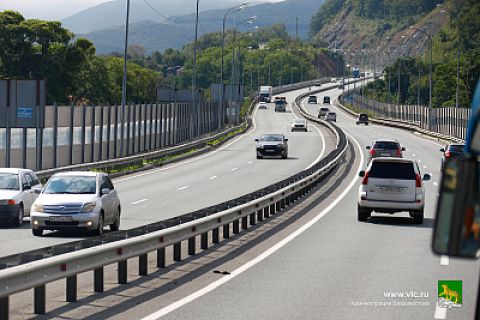 Мэрия Владивостока определится с подрядчиками по ремонту дорог уже в этом году