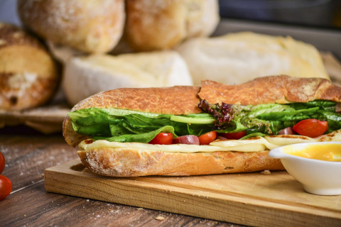 7 рецептов вкуснейших горячих бутербродов